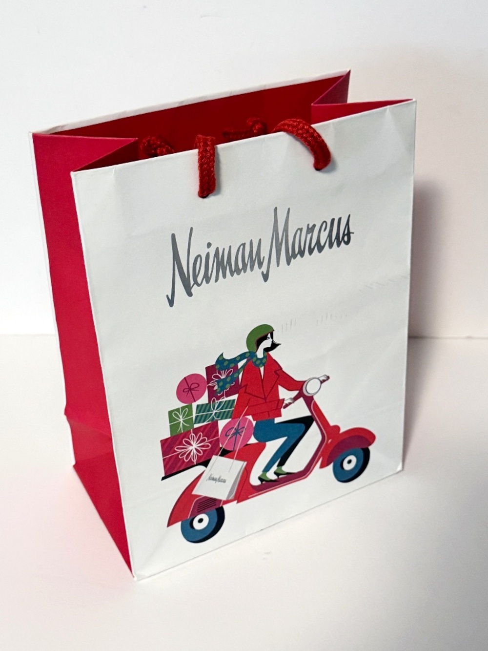 Neiman Marcus Holiday Gift Bag Christmas Scooter Gifts